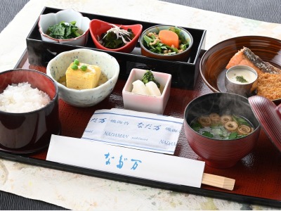 和朝食