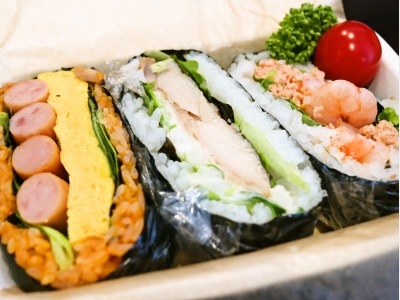 朝食おにぎらず弁当