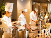 �I�[�v���L�b�`��