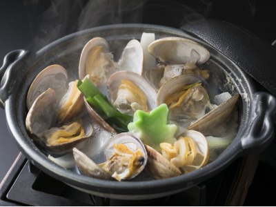 夕食一例　前どれ浅利の酒蒸し