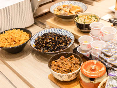 朝食バイキング