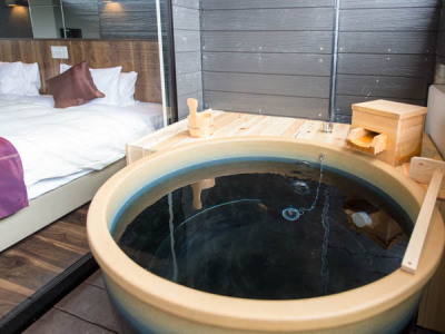 和モダンジュニアスイート和洋室