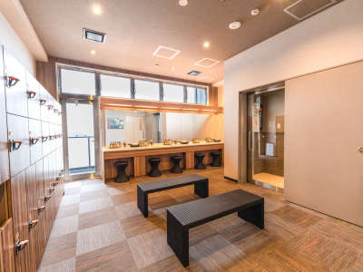 ドレッシングルーム