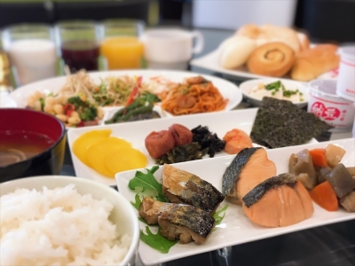朝食バイキング　￥1,100（税込）／ 当日￥1,200(税込)