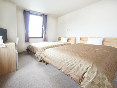 ★ツインルーム★１4０ｃｍ幅ベッド２台