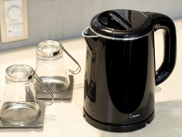 �q�����i