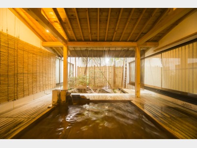 露天風呂（山頭火の湯）