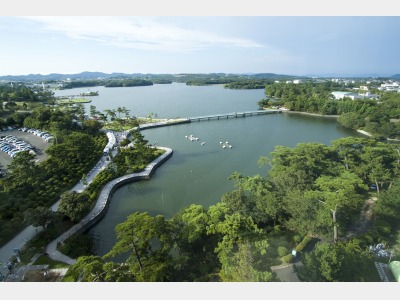 ときわ公園は「日本の都市公園100選」に選ばれている宇部が誇る総合公園です。ホテルより車で約10分！