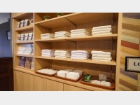 <�A���j�e�B�R�[�i�[��