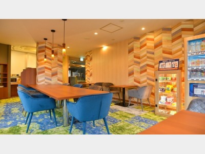 ＜宿泊者専用ラウンジ＞