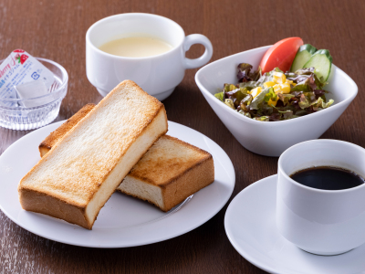 【朝食】トーストセット（軽食）