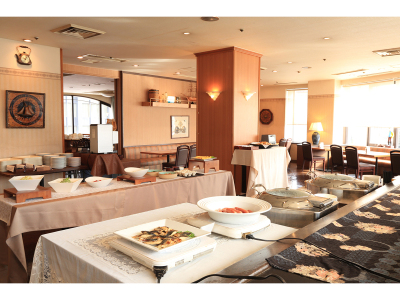 4階 朝食バイキング