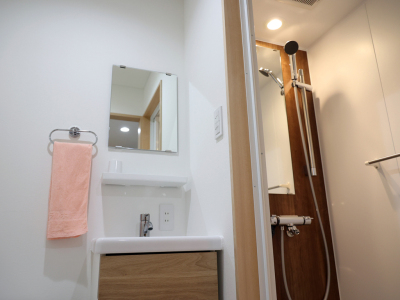 シャワールーム