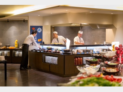 朝食バイキング