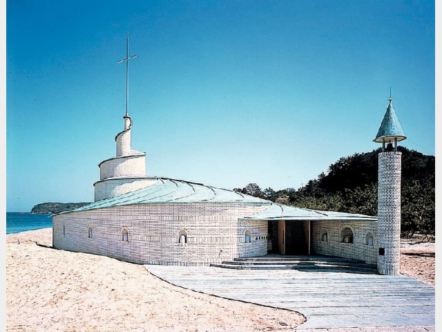 ホテル西長門リゾート ウェディングチャペル（西長門教会）