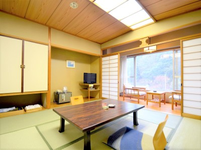 客室一例（西館　和室）