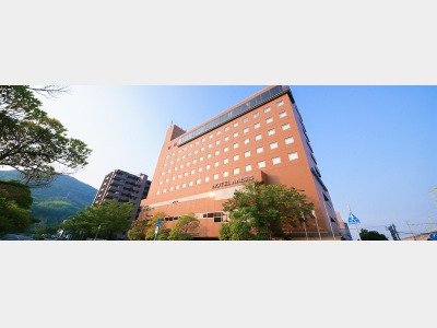 �z�e���A�l�V�X���ˑ勴�̊O��