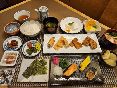 バイキング朝食　（イメージ）