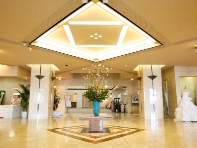 広々としたロビー