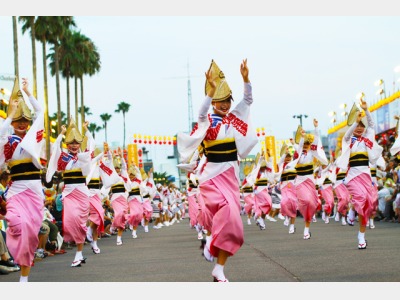 阿波踊り
