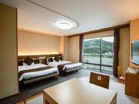 �o���A�t���[���[���i�o�X�t�j