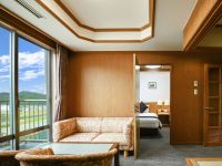 ���ʘa�m���i�o�X�t�j