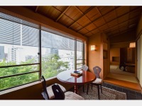 �q�����i�a���Z�~�X�C�[�g�j