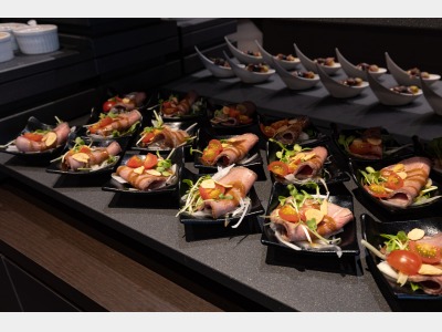 バイキング夕食