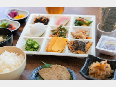 朝食バイキング