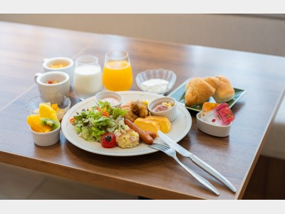 朝食バイキング