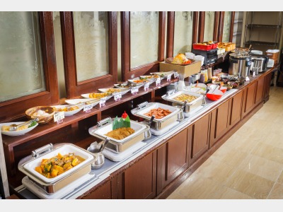 朝食バイキング