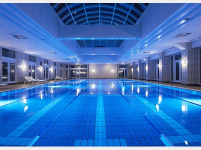 プール（有料）