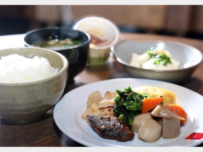 ビュッフェ_和食メインの盛り付け一例