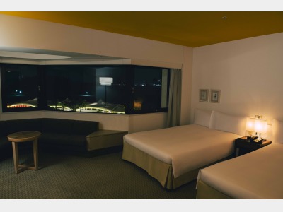 スタンダードフロアツイン/客室一例