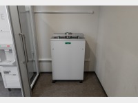 �i���u�[�X