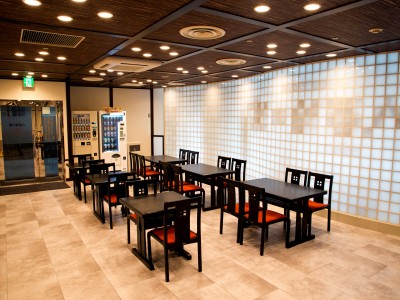 八百治の湯　休憩スペース