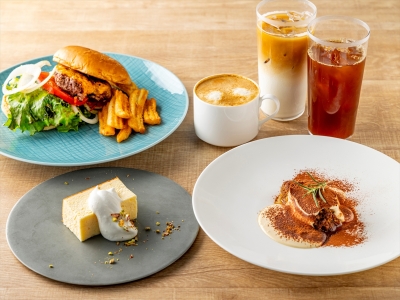 【カフェ】フレッシュな素材を味わう一皿と、心落ち着くドリンクが織りなす午後のひととき