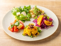 �y�u���b�N�t�@�[�X�g�z���j���[���F�i�b�c��G���A�h���b�V���O�Ŗ��̕ω����y���߂�A�z�e���T���_