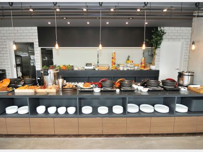 GR．【朝食会場】