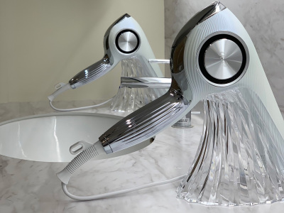 女性大浴場　脱衣所「リファ」ドライヤー