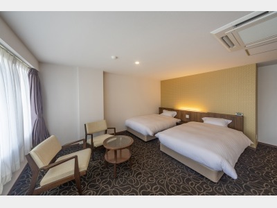 デラックスツイン