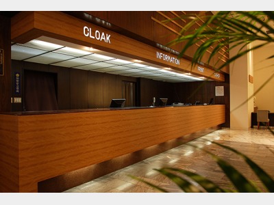 フロントカウンター