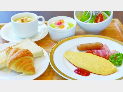 洋朝食（和食・洋食・あんかけやきそばの3種からお選びいただけます）