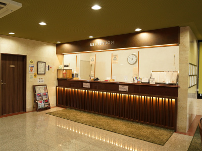 【フロント・ロビー】