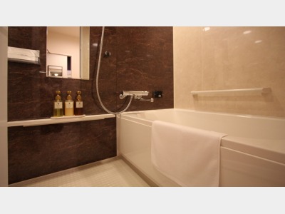 デラックスタイプのお部屋　バス・トイレ独立（マイクロバブルジェット完備）