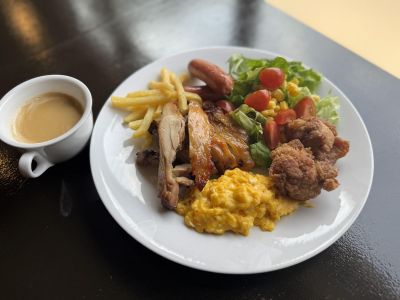 朝食