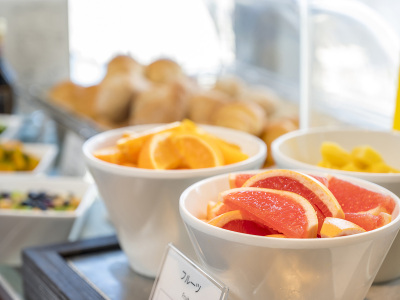 季節の果物も並んでいます。