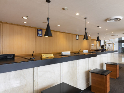 1階フロントデスク