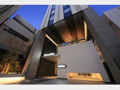 ���b�`�����h�z�e���V�_���ʂ̊O��