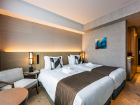 �N���b�V�[�c�C���։�